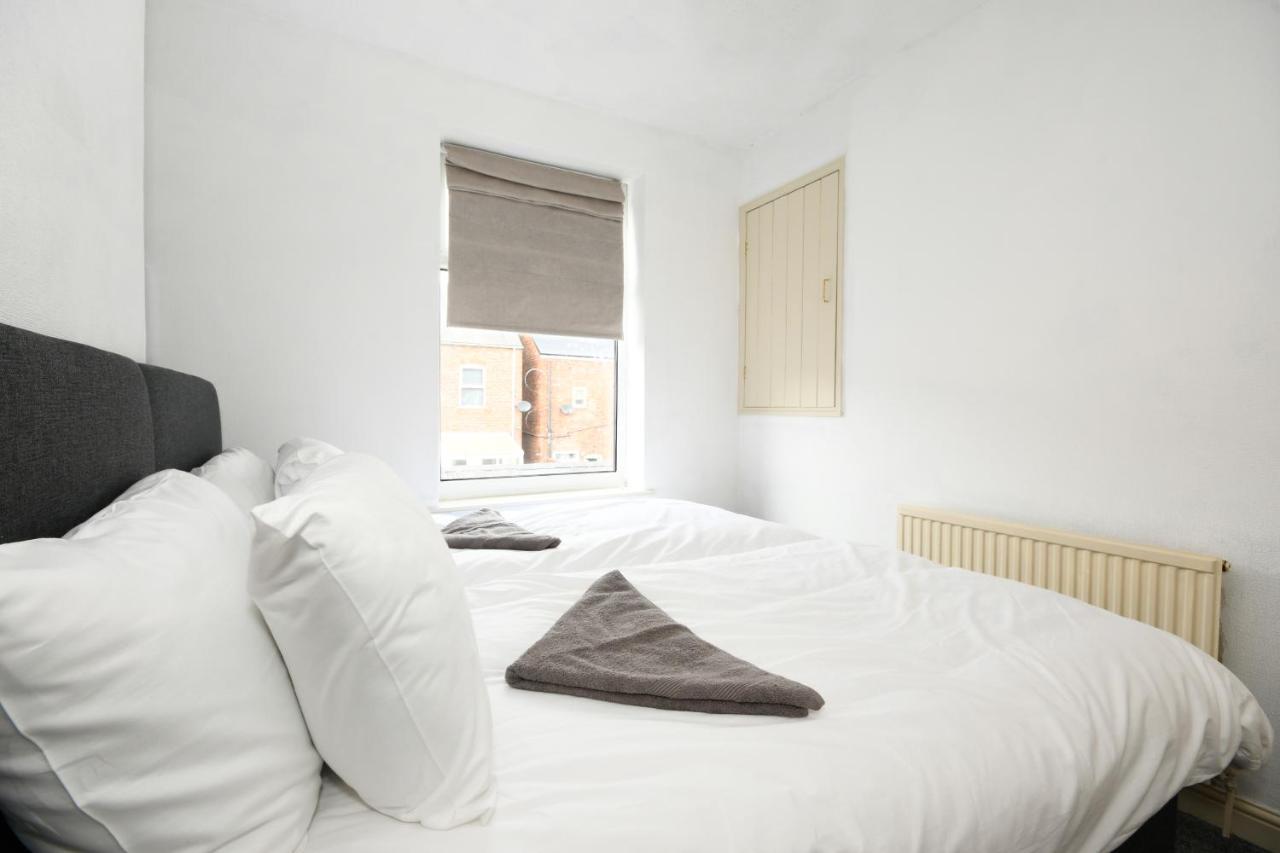 Cottage Style 3 Bedroom House - Close To City Centre & The Peaks Chesterfield Bagian luar foto